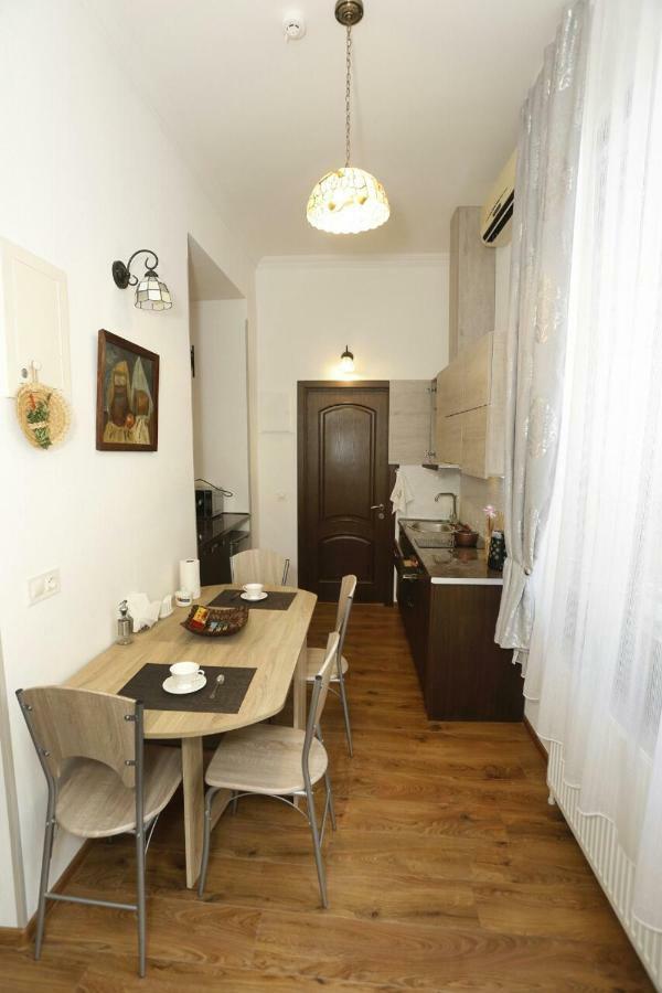 Ferienwohnung Old - Gold Gala Tbilisi Exterior foto